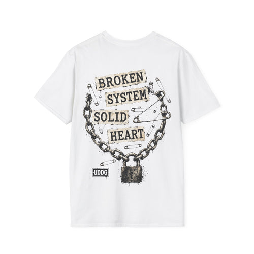 UDDG Noise Series 02 – Sistema Roto. Corazón Sólido. Camiseta Blanca Punk